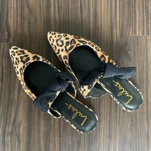 Leopard print suede mules with bow
